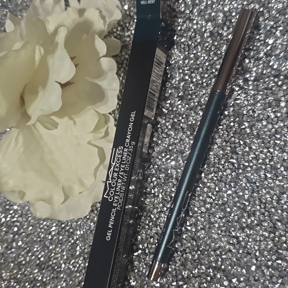 ❇️HELL BENT Mac Cosmetics Colour Excess Gel Pencil Eyeliner NWT - Picture 4 of 5